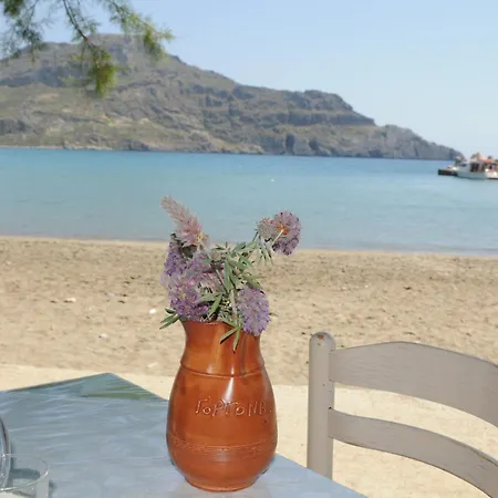 Apartahotel Costas&chrysoula 3*